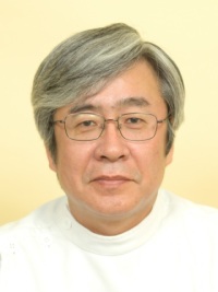 栃木県立がんセンター　理事長　尾澤　巖