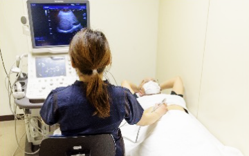 肝臓がん、胆嚢がん、膵がん検診の様子